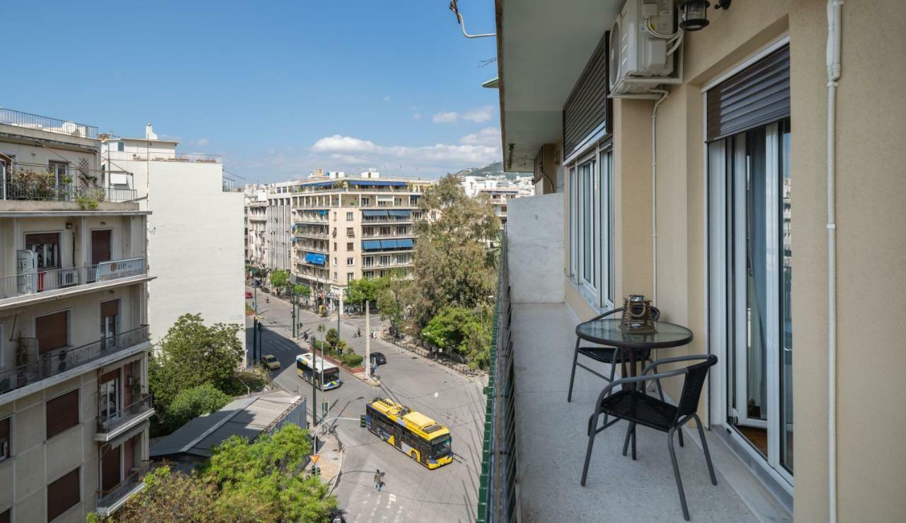 Modern & Stylish Apt At The Heart Of Athens Daire Dış mekan fotoğraf